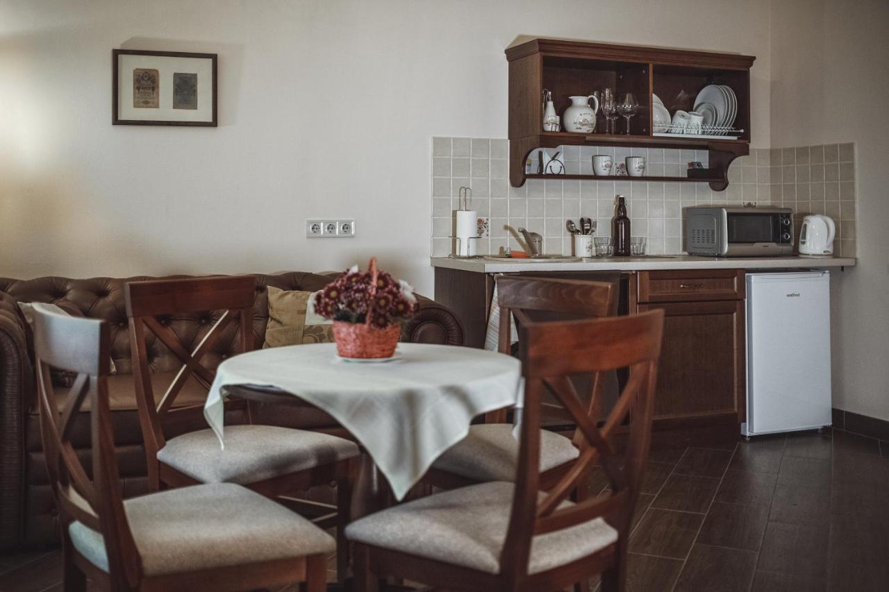 Ekaterinoslav Hotel Dnipro Eksteriør billede