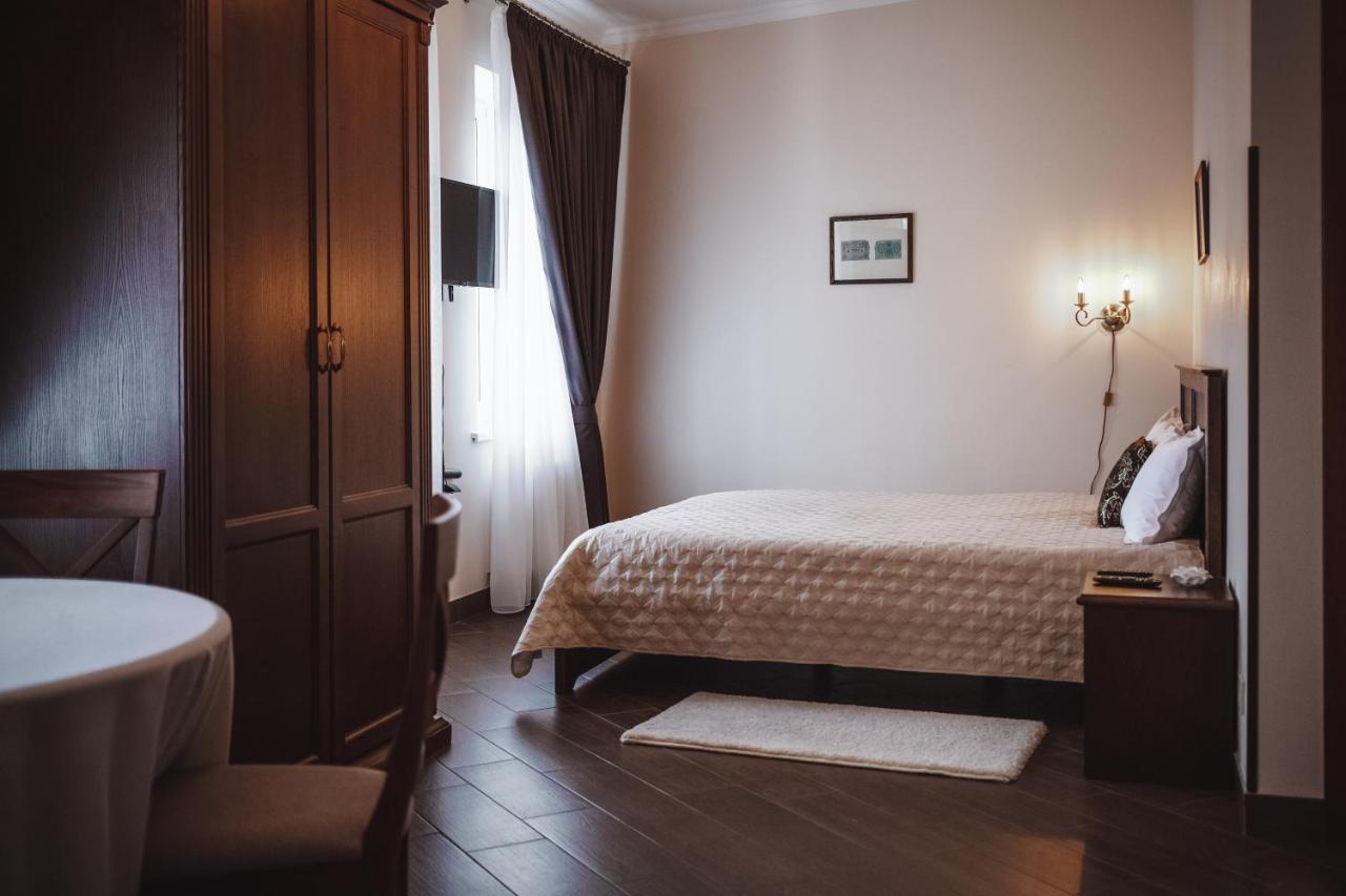 Ekaterinoslav Hotel Dnipro Eksteriør billede